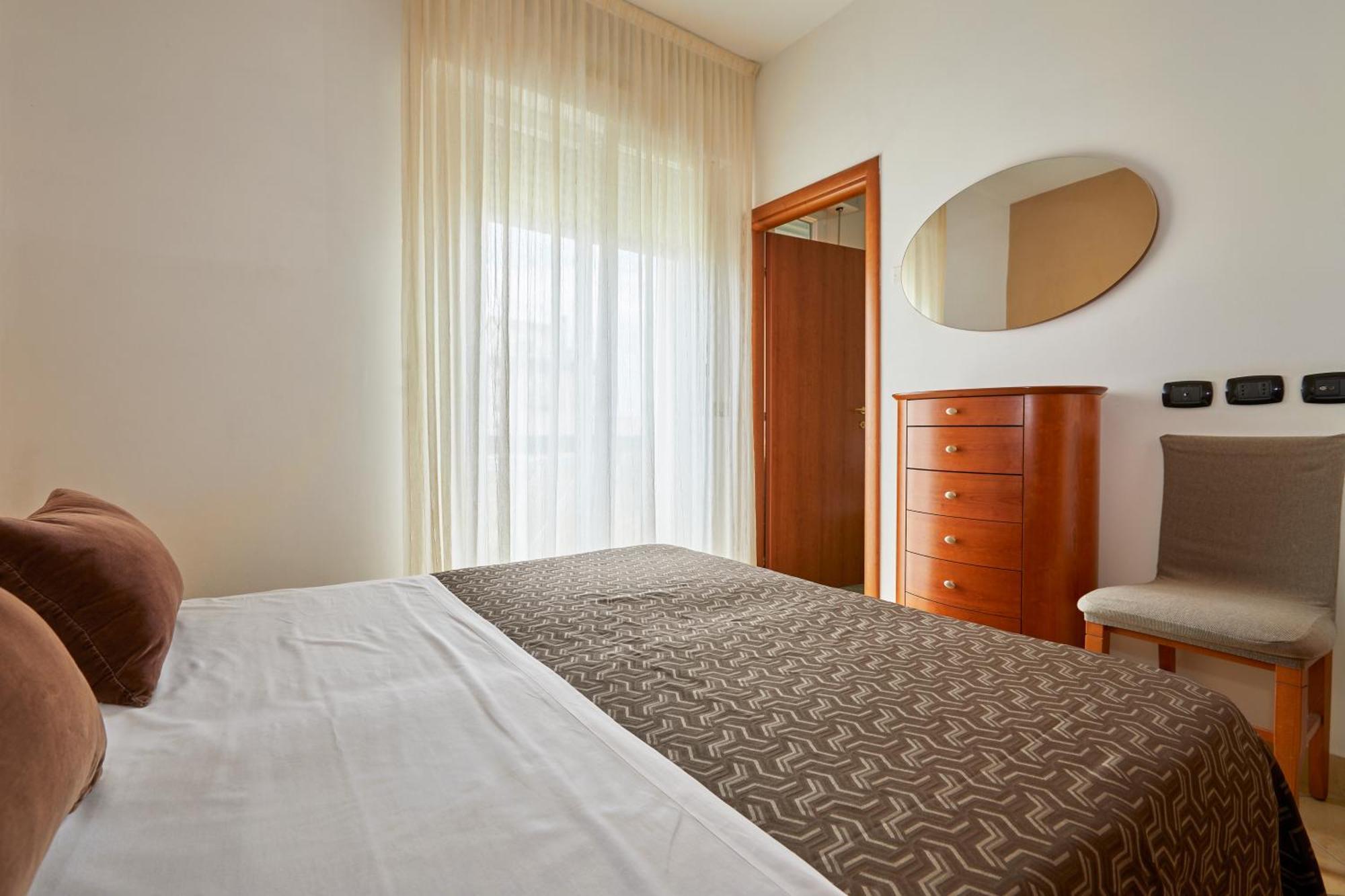 Residence Fellini Rimini Ngoại thất bức ảnh