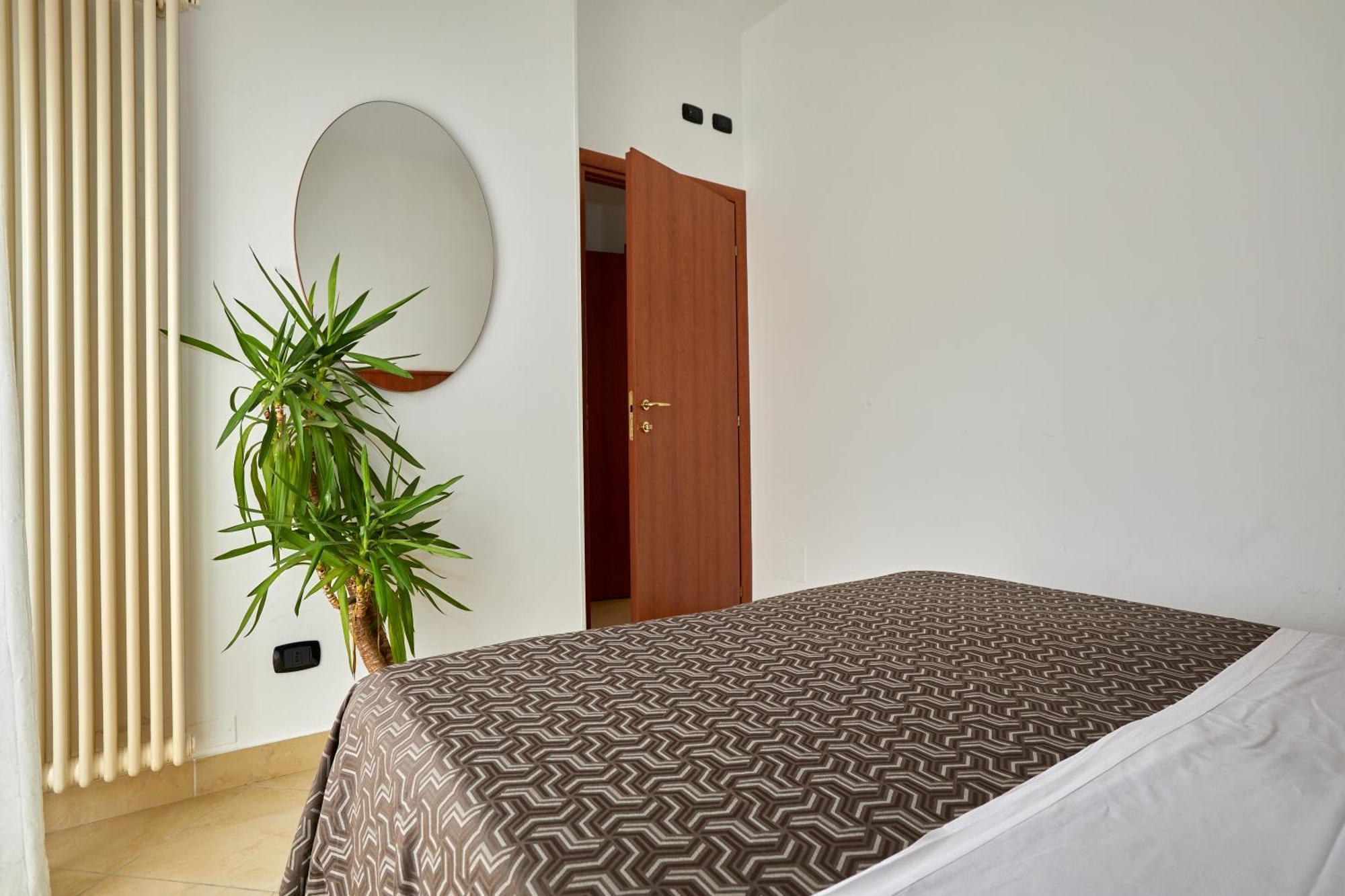 Residence Fellini Rimini Ngoại thất bức ảnh