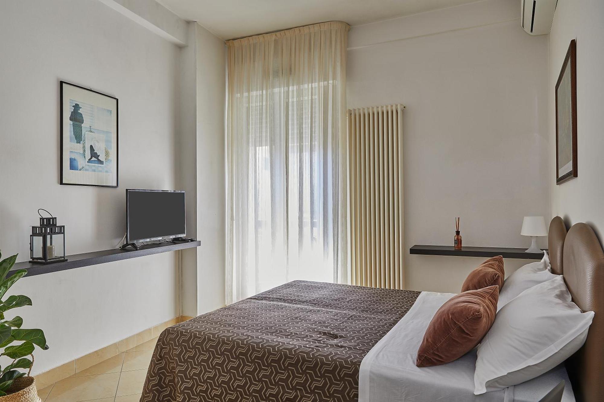 Residence Fellini Rimini Ngoại thất bức ảnh