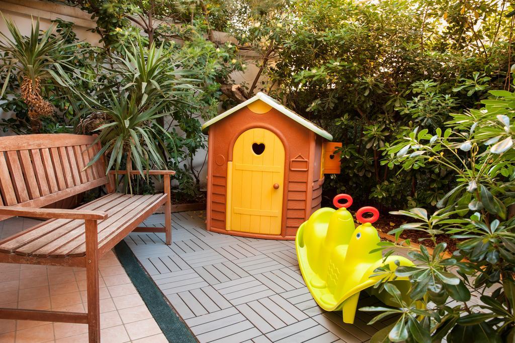 Residence Fellini Rimini Ngoại thất bức ảnh
